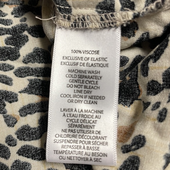 Animal Print Long Blouse - Picture 8 of 10